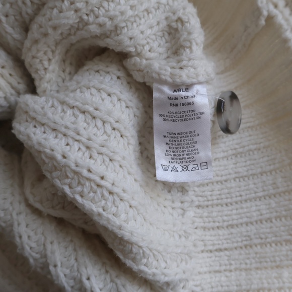 Able Cristina Boyfriend Cardigan Womens XL Cream Closet Staple Coastal - Picture 9 of 10